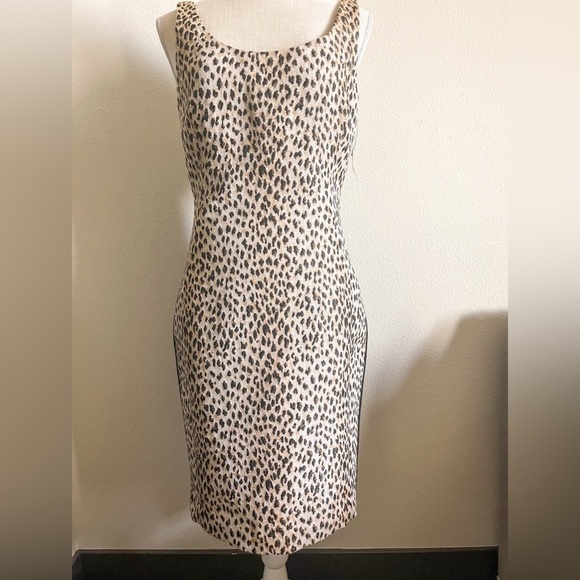 Diane Von Furstenberg Arianna Leopard Seath Dress | Size 10 - Picture 16 of 16